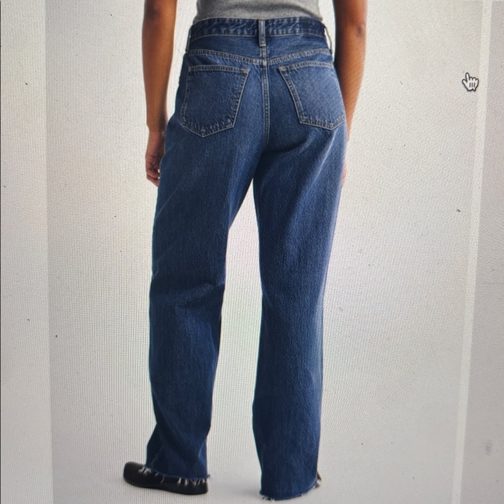 Curve Love High Rise Loose Jean - Picture 5 of 9